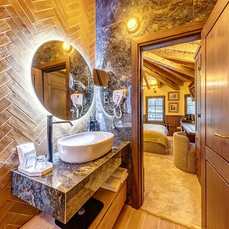 Hotel Pipers Shiroka Luka (Smolyan)